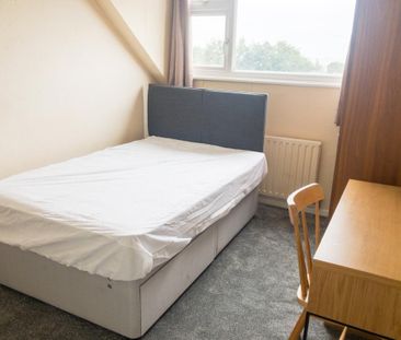 4 bedroom house to rent - Photo 6