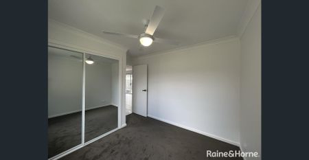 Brand New Modern 2 Bedroom home with Lock Up Garage - Photo 3