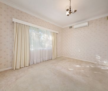 2 England Street, Bentleigh East VIC 3165 - House For Rent | Domain - Photo 6