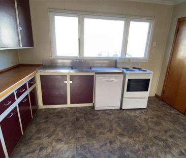 Home in Hargest Zoning - Photo 2
