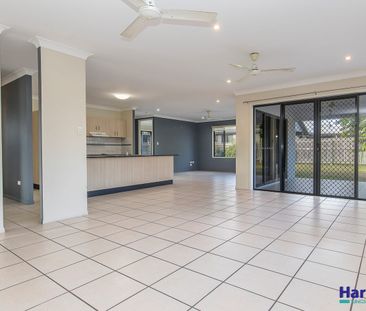 Perfectly Positioned! - Photo 2