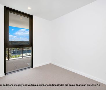 2-Bedroom Apartment with Uninterrupted Water Views - Photo 2