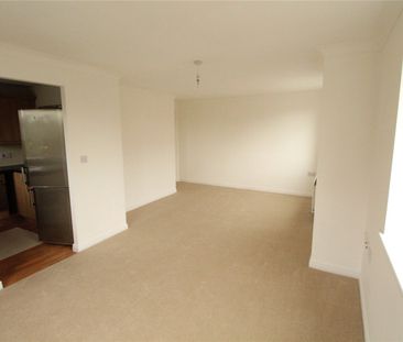 2 bedroom apartment to rent Orchid Close, Luton, Bedfordshire, LU3 - Photo 3