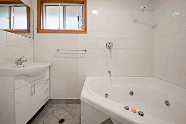 35a King Street, Manly Vale NSW 2093 - House For Rent | Domain - Photo 1