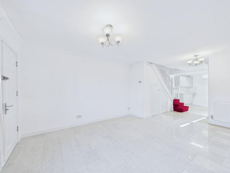 2 bedroom terraced house to rent - Photo 3