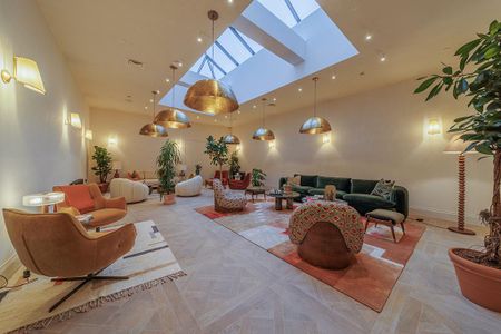 Studio to rent - Photo 2