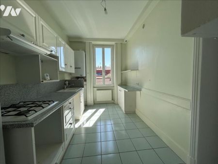 T4 VOLTAIRE - Photo 3