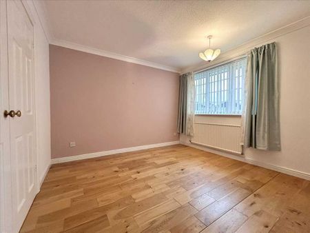 4 bedroom detached house to rent - Photo 5