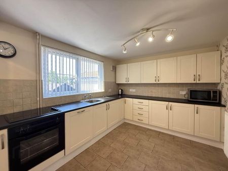 46 Main Street, Killylea, Armagh, BT60 4LS - Photo 4