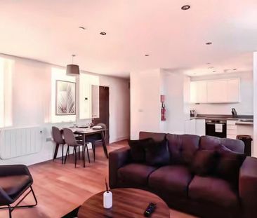 2 bedroom flat to rent - Photo 1
