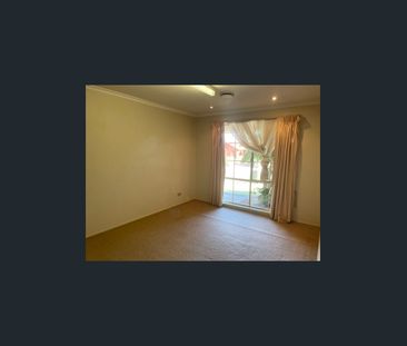 Family Home at Great Location - Photo 3