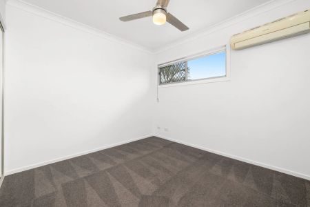 2/64 Kitchener Street, Coorparoo. - Photo 4