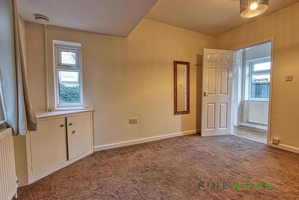 1 bedroom detached bungalow to rent - Photo 1