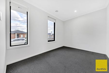 Live Smarter. Live Stylish. Live Here. - Photo 2