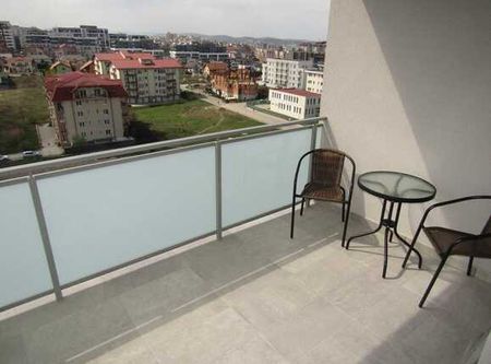 Apartament 2 camere, 48 mp, terasa 18 mp, parcare, zona Grand Hill Residence - Fotografie 3