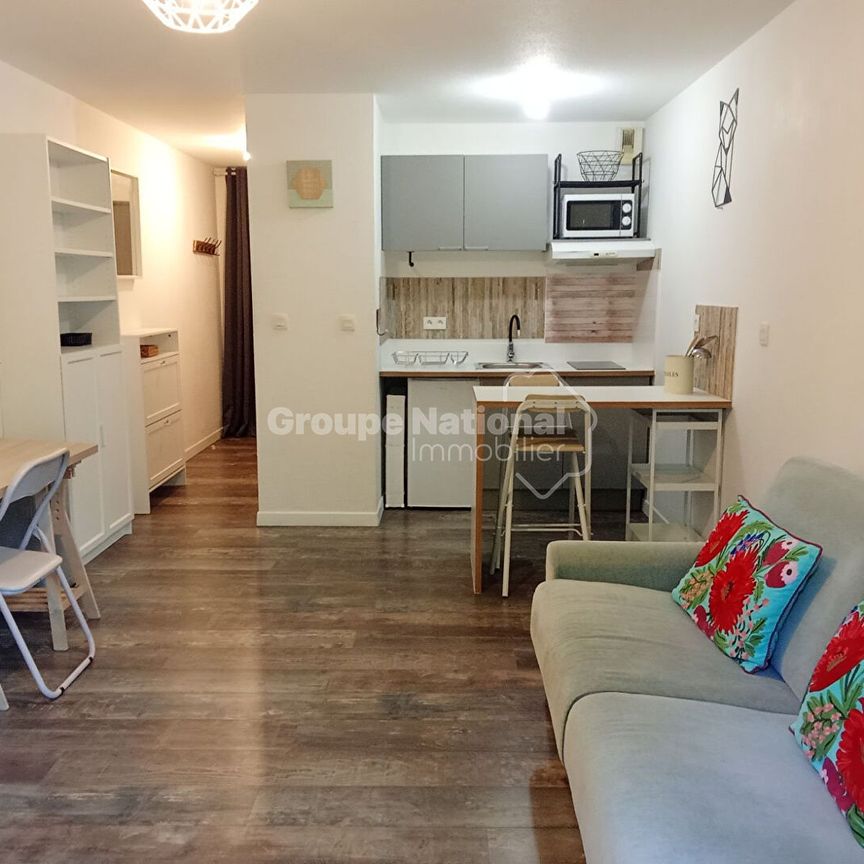 Appartement Arles 1 pièce(s) 24 m2, - Photo 1