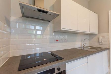 Studio to rent - Photo 3