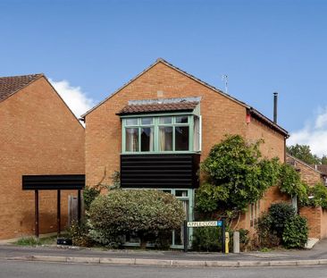 4 bedroom detached house to rent - Photo 3