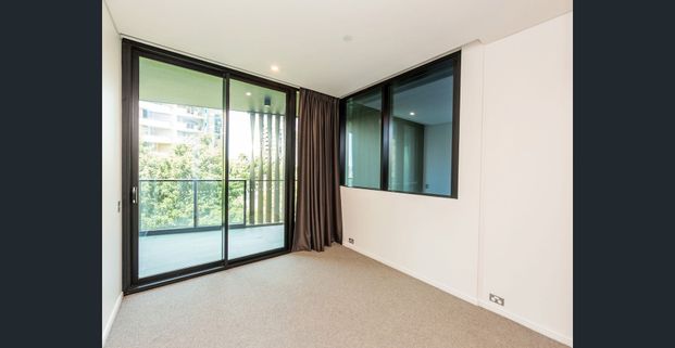 Available Soon - Movein before Xmas - In Oxley + Stirling Residences - Photo 1