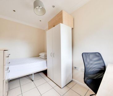 6 bedroom house to rent - Photo 6