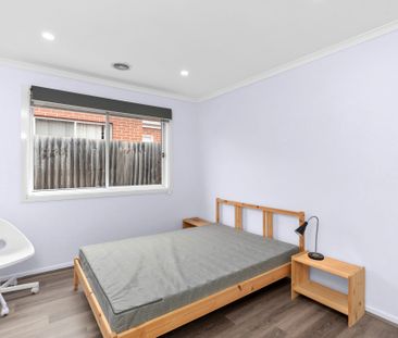 225 Anthony Rolfe Avenue, Gungahlin ACT 2912 - House For Rent | Domain - Photo 3