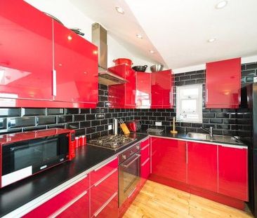 6 bedroom flat to rent - Photo 3