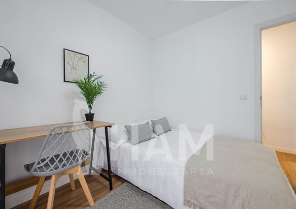 Habitación - Madrid - Pinar del Rey - 430€ MES - Ref. GPPG845