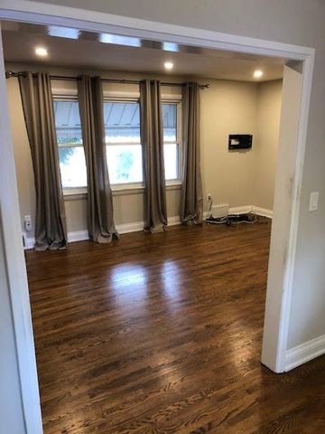 For Lease - 133 Cook Street, Barrie, Ontario - Photo 2