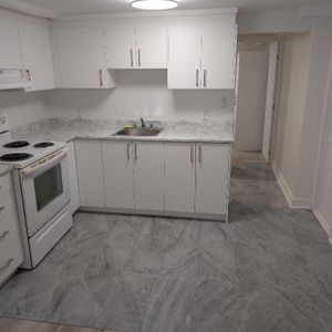 3 ½ À LOUER – FRAÎCHEMENT RÉNOVÉ - Photo 2