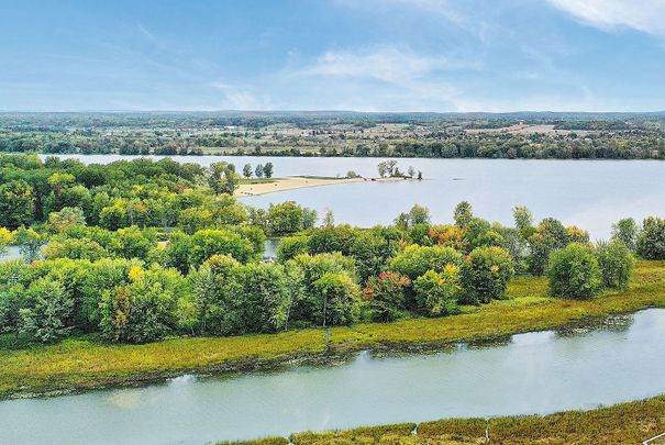 160 Ottawa Prestige Circle, Chatelaine Village, Ottawa, ON - Photo 1