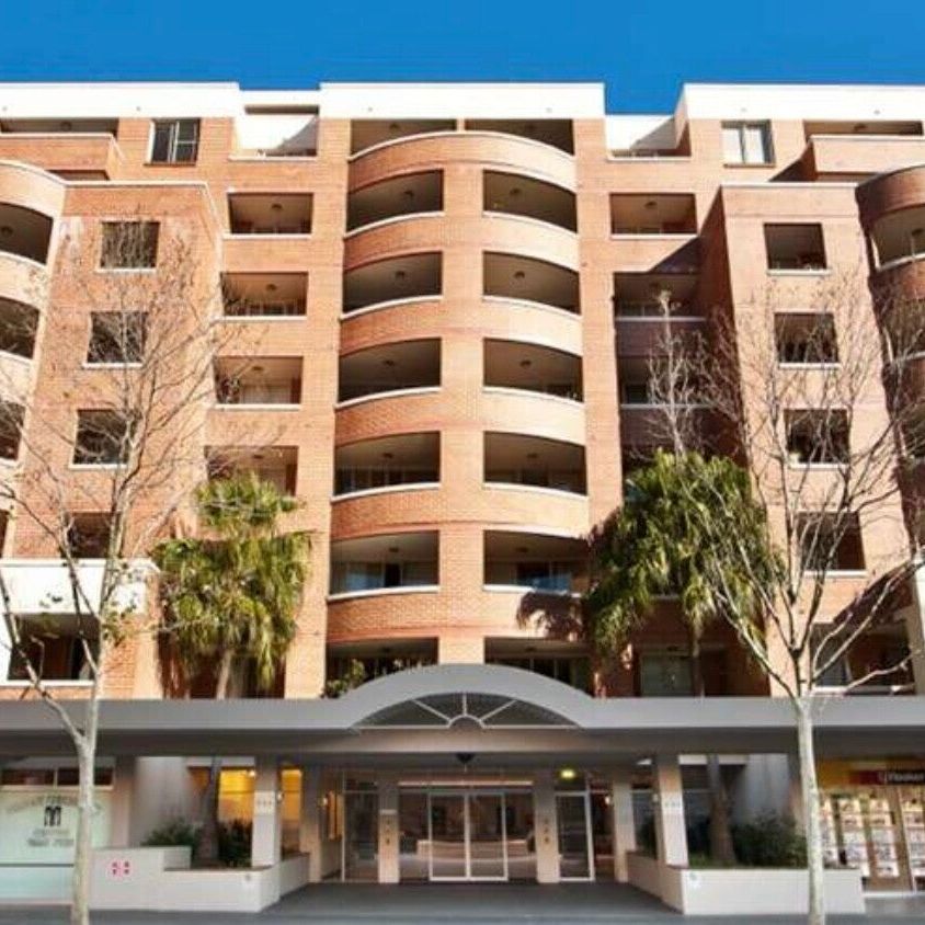 Pyrmont - Photo 1