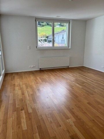 Housing with security, living independently - Photo 4