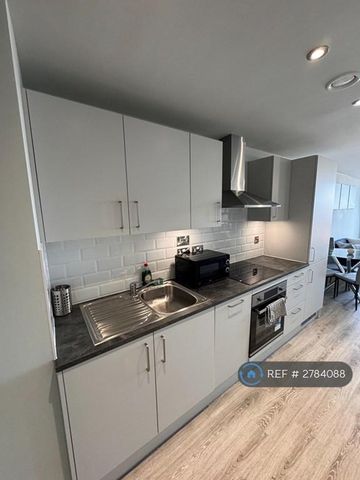 1 bedroom flat to rent - Photo 5
