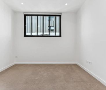 “Central and Peaceful” - Photo 6