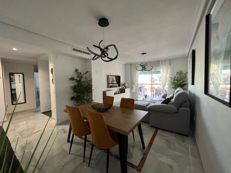 2 bedroom luxury Apartment for rent in Nueva Andalucia, Andalusia - Photo 3