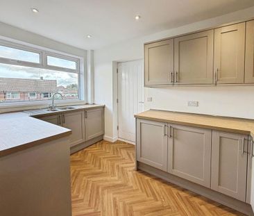 3 bedroom semi-detached house to rent - Photo 6