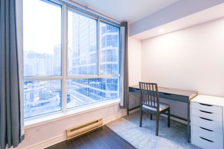 For Lease - 38 ELM Street Unit# 613, Toronto, Ontario - Photo 5