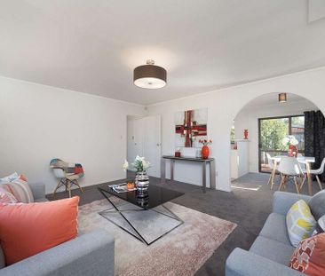 Charming 3BR Townhouse in Highland Park - Photo 4