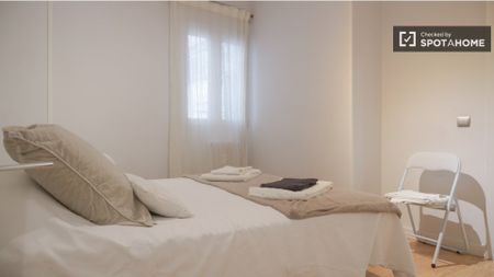 madrid, Community of Madrid 28013 - Photo 2