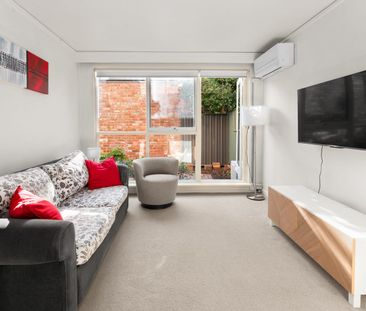 "Fully Furnished Garden Apartment" - Photo 5