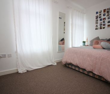Merthyr Street, Cathays - Photo 1