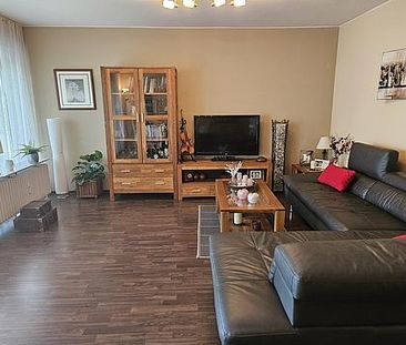 Geräumige 2-Raum-Wohnung in gepflegter Wohnanlage *Tiefgaragenstell... - Foto 1