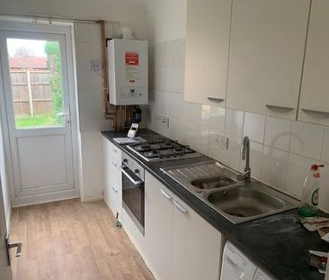 1 bedroom ground floor maisonette to rent - Photo 3