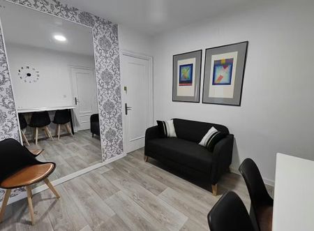 Calle de Cayetano Pando, Madrid, Community of Madrid 28047 - Photo 4