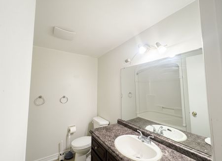 For Lease - 467 Drummerhill Crescent, Waterloo, Ontario - Photo 3