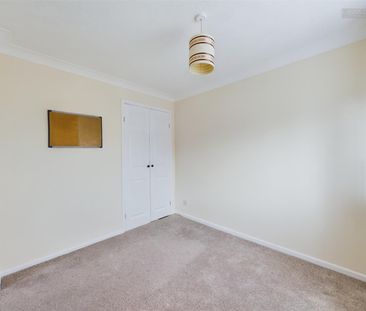 Dunsberry, Bretton, Peterborough, PE3 8LA - Photo 2