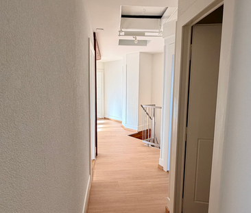 Charmant appartement de 3.5 pièces au 3ème étage à Vallorbe - Photo 4