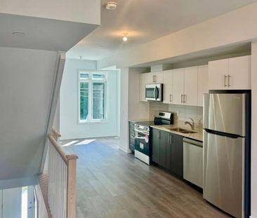 For Lease - 68A Tisdale Avenue, Toronto, Ontario - Photo 6