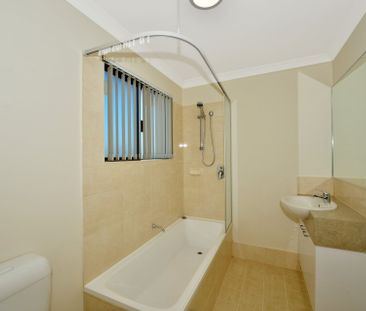 Modern 2-Bedroom&comma; 2-Bathroom Apartment with Secure Parking - Photo 6