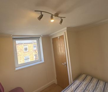 7 bedroom terraced house to rent - Photo 1